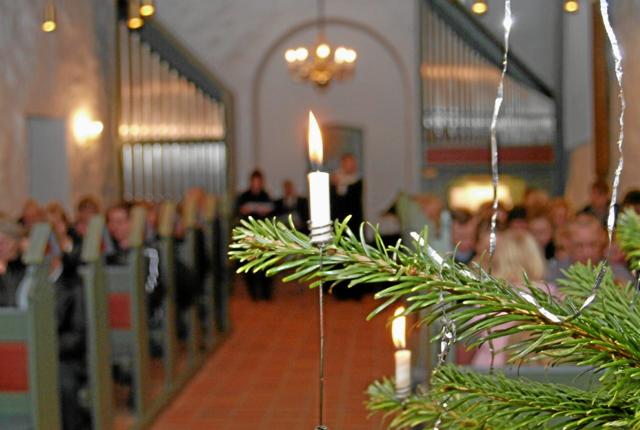 Også i 2020 holdes julegudstjenesten i Øls her i Øls Kirke. Til gengæld bliver der - som noget nyt - også mulighed for at komme til julegudstjeneste 23. december - både her og i pastoratets to andre kirker i Hørby og Døstrup. Privatfoto