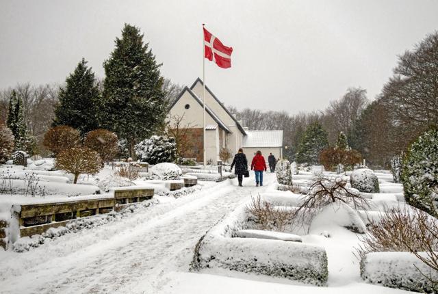 Gudstjenesterne den 24. december er flyttet fra Sindals to kirker til Sindal Hallerne. Foto: Niels Helver