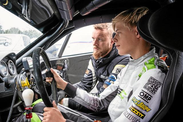 Silas: Morten Dons var god til at sætte mig ind i hvordan bilen skulle betjenes. Foto: STEP Sports Management