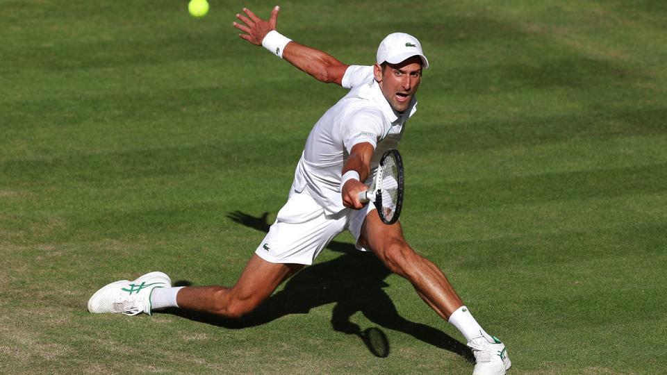 Novak Djokovic viste fredag igen sin styrke på Wimbledons anlæg. <i>Matthew Childs/Reuters</i>