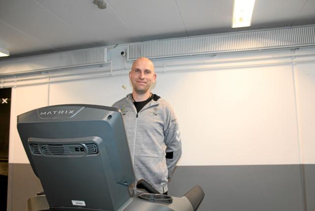 Tim Nielsen er en af fitnesscentres instruktører og bruger meget af sin fritid på centret. Foto: Ida Mehl Agerholm