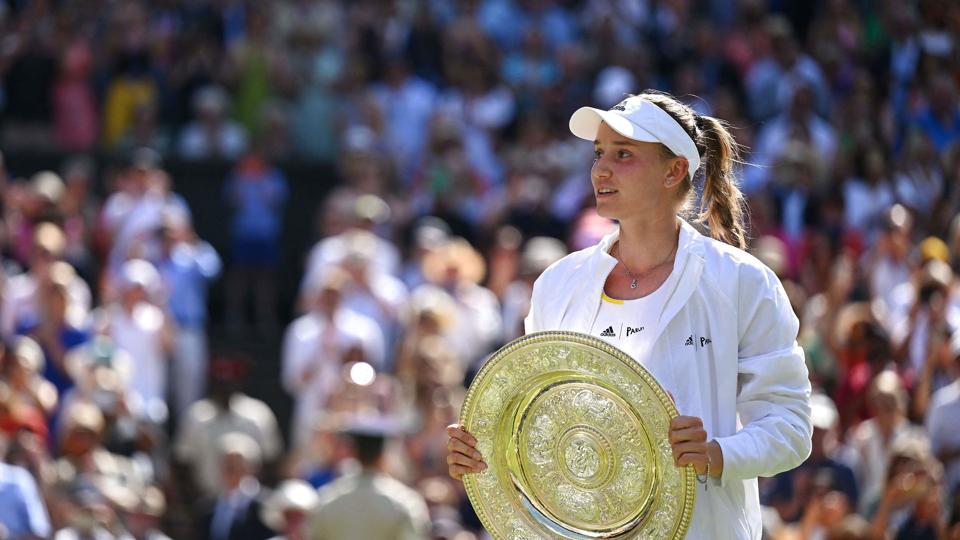 For første gang nogensinde vandt en kasakher en grand slam-turnering, da Elena Rybakina lørdag triumferede i Wimbledon. <i>Foto: Sebastien Bozon/Ritzau Scanpix</i>