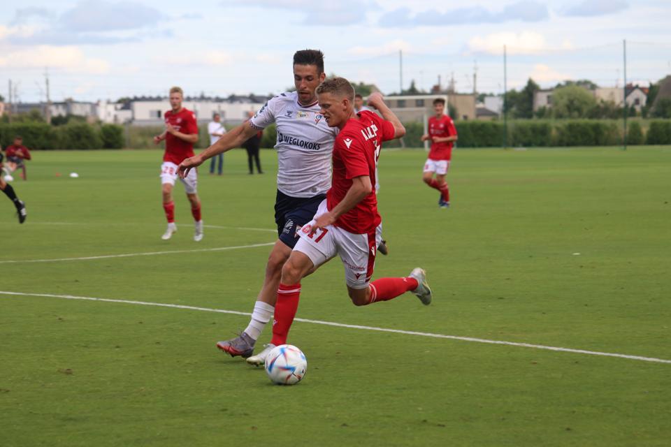 Kasper Kusk scorede AaB's enlige mål i 1-2-nederlaget til Gornik Zabrze. <i>Foto: AaB</i>