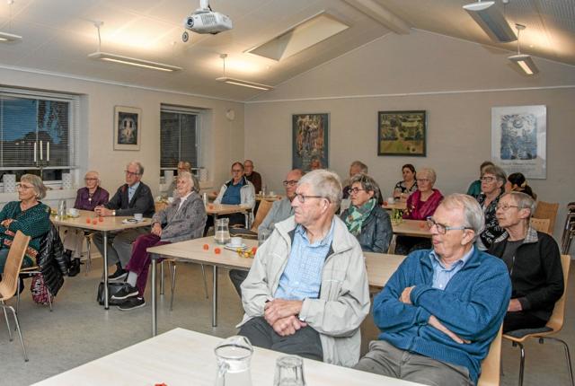 24 deltog i en festlig og meget humoristisk aften i Ranum Sognehus. Foto: Mogens Lynge