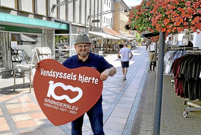 Handelschef Lars Bisgaard Andreasen håber at rigtig mange foreninger vil være med til at markere købstadsjubilæet. Foto: Brønderslev Handel
