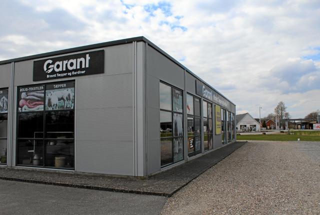 Kent Hjørringgaard oplever, at Garant nemt bliver husket pga. butikkens placering ud til rundkørslen ved Brovst. Foto: Ida Mehl Agerholm