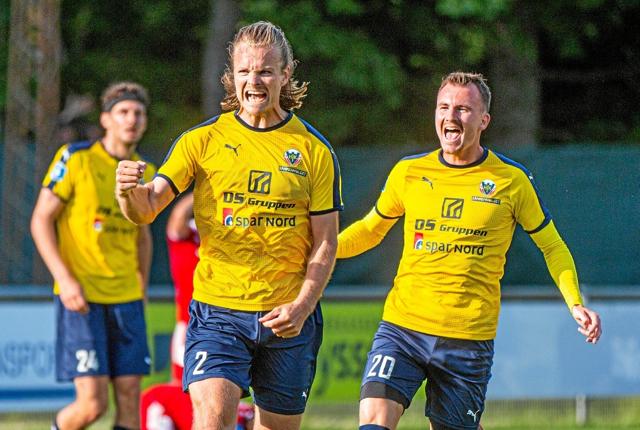 Simon Jakobsen - ser med glæde frem til endnu to sæsoner i Hobro IKs gule trøje. Foto: Dannie Rosenkrantz