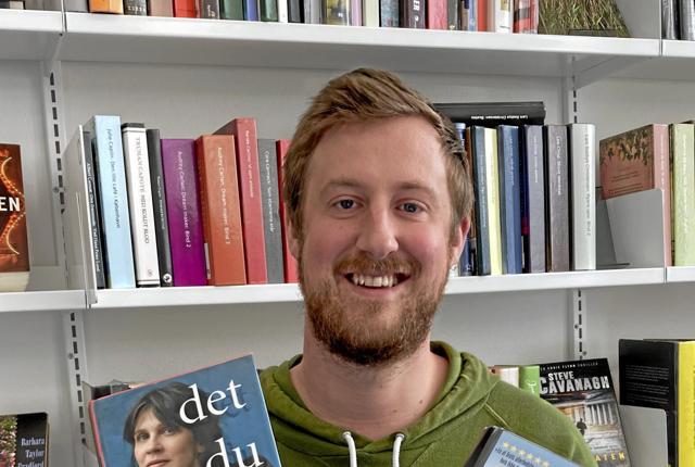 - Det er netop læserne, der stemmer om, hvilken bog de bedst kan lide, fortæller Frederik Christian Nielsen, som er bibliotekar og står for Hjørring Bibliotekernes involvering i Læsernes bogpris.