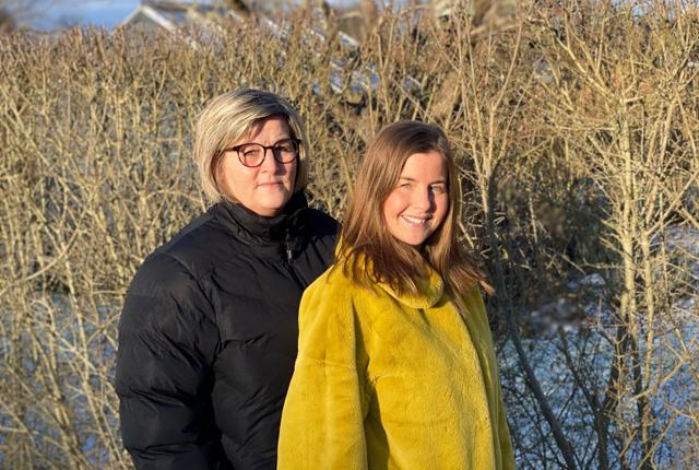 Anne Sofie Balleby (t.h.) og hendes mor, Marianne er netop blevet hædret som Årets Hjerteredder 2021. Privatfoto