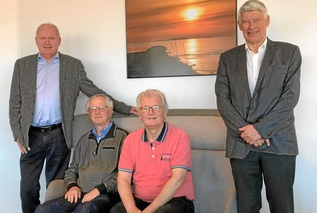 Den gamle garde - det grå guld eller en professionel bestyrelse - ordvalget er frit - og det er sparringen også fra Mogens Nyeng tv, Mogens Hørby, Henning Jensen og Hans Skovgaard.