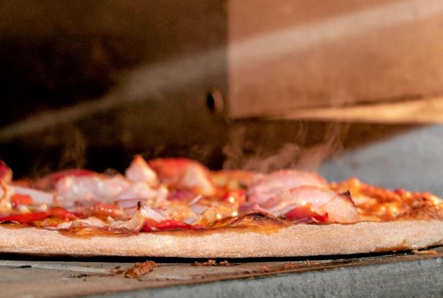 Frederikshavn Pizza holder sig flydende med take away. Foto: Peter Jørgensen