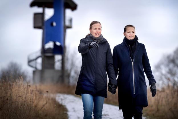 Kamilla og Christinna Rytter Pedersen har altid mange bolde i luften, og de er vilde med det iværksættereventyr, de nu har taget hul på. Foto: Torben Hansen