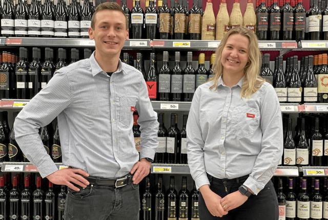 Butikschef Mikkel Bonde Rasmussen og souschef Michaela Petersen glæder sig til at slå dørene op til den nye Coop365-butik.  Privatfoto
