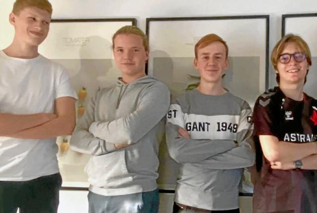Rasmus, Rasmus, Mikkel og Jesper vandt i konkurrence med 72 andre elevvirksomheder lørdag den nordjyske entreprenørskabsmesse med virksomheden Ecogaming.Privatfoto
