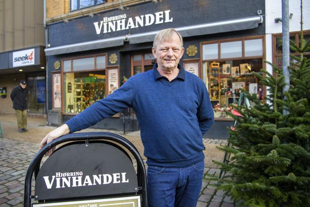 Hjørring Vinhandel. Leverandør-kæden var blevet butikkens største konkurrent, fortæller Mariann Sibbern og Carsten Frederiksen - og nu har de taget konsekvensen. Foto: Kim Dahl Hansen