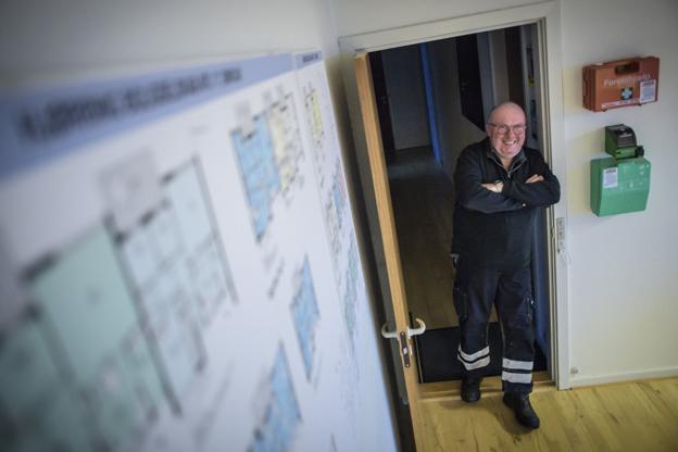 Ejgil Christensen fandt livs- og arbejdsglæden igen, da han blev ansat i fleksjob som ejendomsfunktionær i det daværende Hjørring Boligselskab.