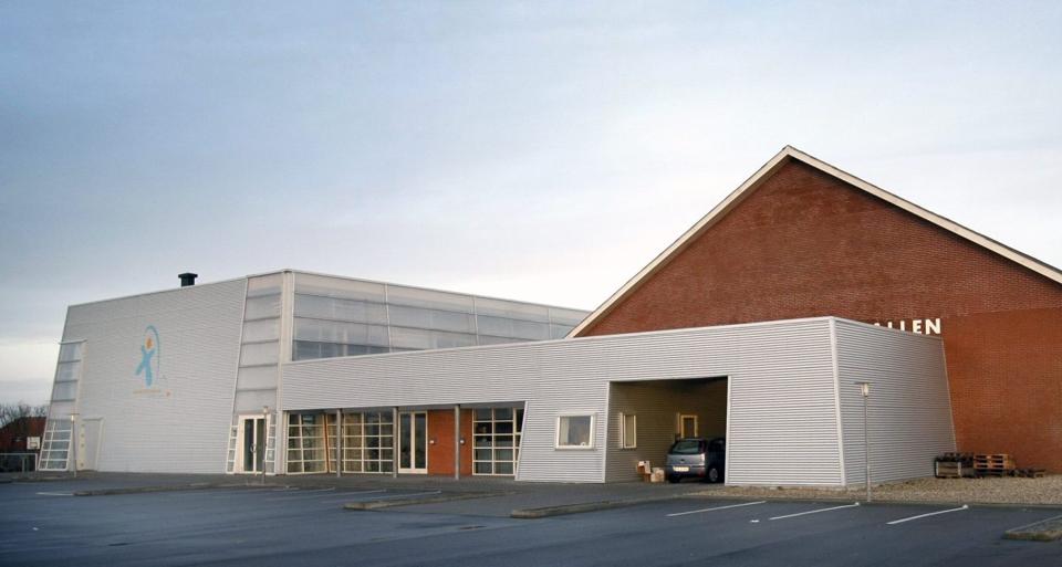 Aktivitetscenter Vestervig-Agger er blandt de 13 selvejende haller, som lige nu mærker de økonomiske konsekvenser af stigende energipriser. Hallens skønnede merudgift til el er 100.000 kroner, men da hallen er tilsluttet fjernvarme slipper den med en skønnet merudgift til varme på 22.328 kroner. <i>Arkivfoto</i>