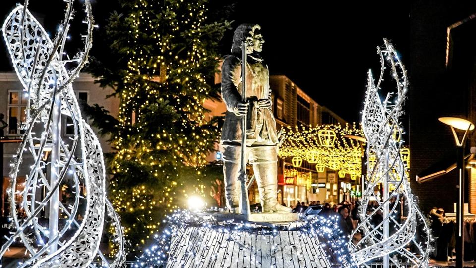 Der har de seneste år været masser af julemagi og tusindvis af julelys i Frederikshavn. Det reduceres i år grundet de stigende elpriser. <i>Arkivfoto: Peter Jørgensen</i>