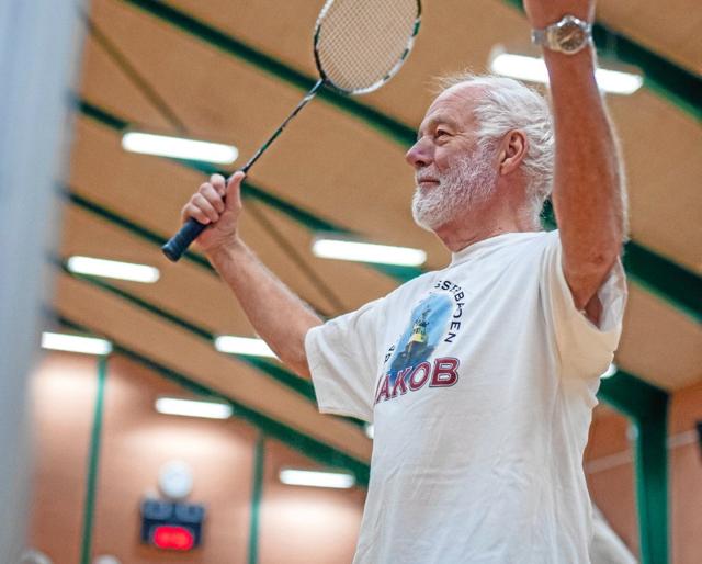 Et nyt tiltag skal ?få flere seniorer ?til at spille badminton.Foto: Brønderslev Kommune