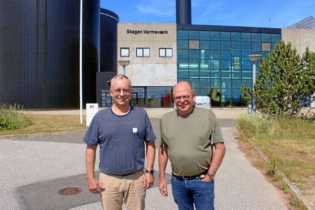 Thomas Rasmussen og Jan Diget glæder sig over en meget lav prisstigning i et marked, hvor mange forbrugere ellers mødes med tårnhøje prisstigninger