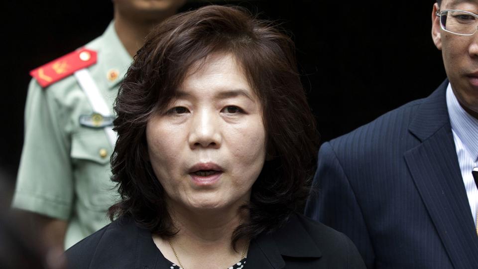 Choe Sun Hui, som er afdelingschef i det nordkoreanske udenrigsministerium, kunne torsdag lokal tid oplyse, at Nordkorea nu formelt anerkender Luhansk og Donetsk som selvstændige republikker. <i>Andy Wong/Ritzau Scanpix</i>
