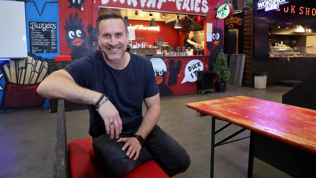 Toni Jørgensen udviklede selv Duck It og ejer flere madboder i Aalborg Streetfood. <i>Foto: Bente Poder</i>