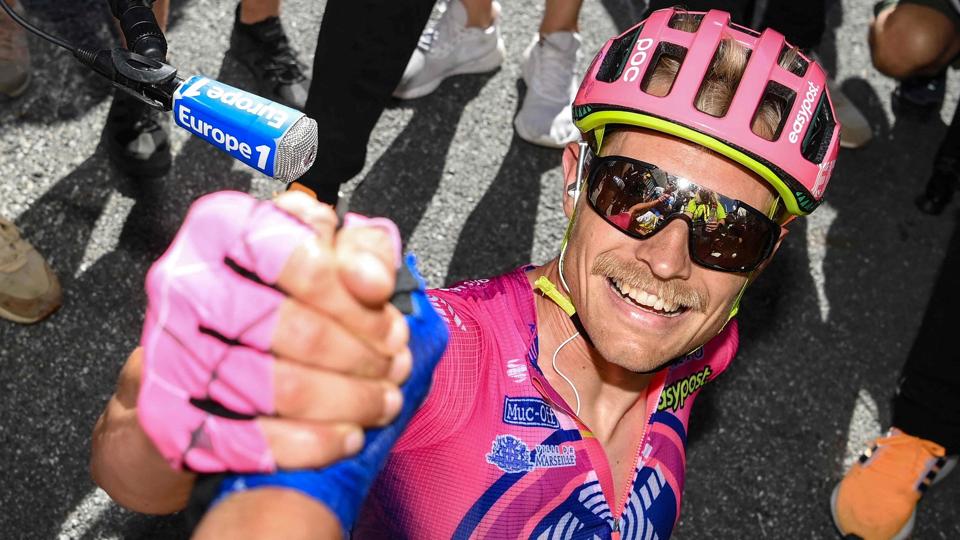 Magnus Cort mener, at Mads Pedersens sejr vil fyre op under Jakob Fuglsang i de kommende dage. <i>Alex Broadway/Ritzau Scanpix</i>