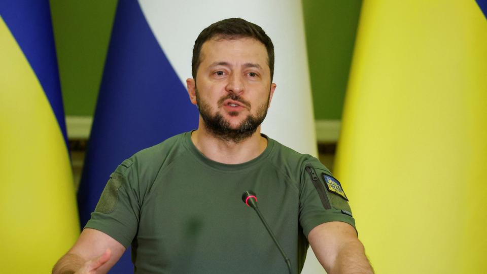 Ukraines præsident, Volodymyr Zelenskyj, fyrer ledere for hemmelig tjeneste og anklagemyndigheden. Henviser til forræderi og kollaboration i deres rækker. (Arkivfoto) <i>Valentyn Ogirenko/Reuters</i>