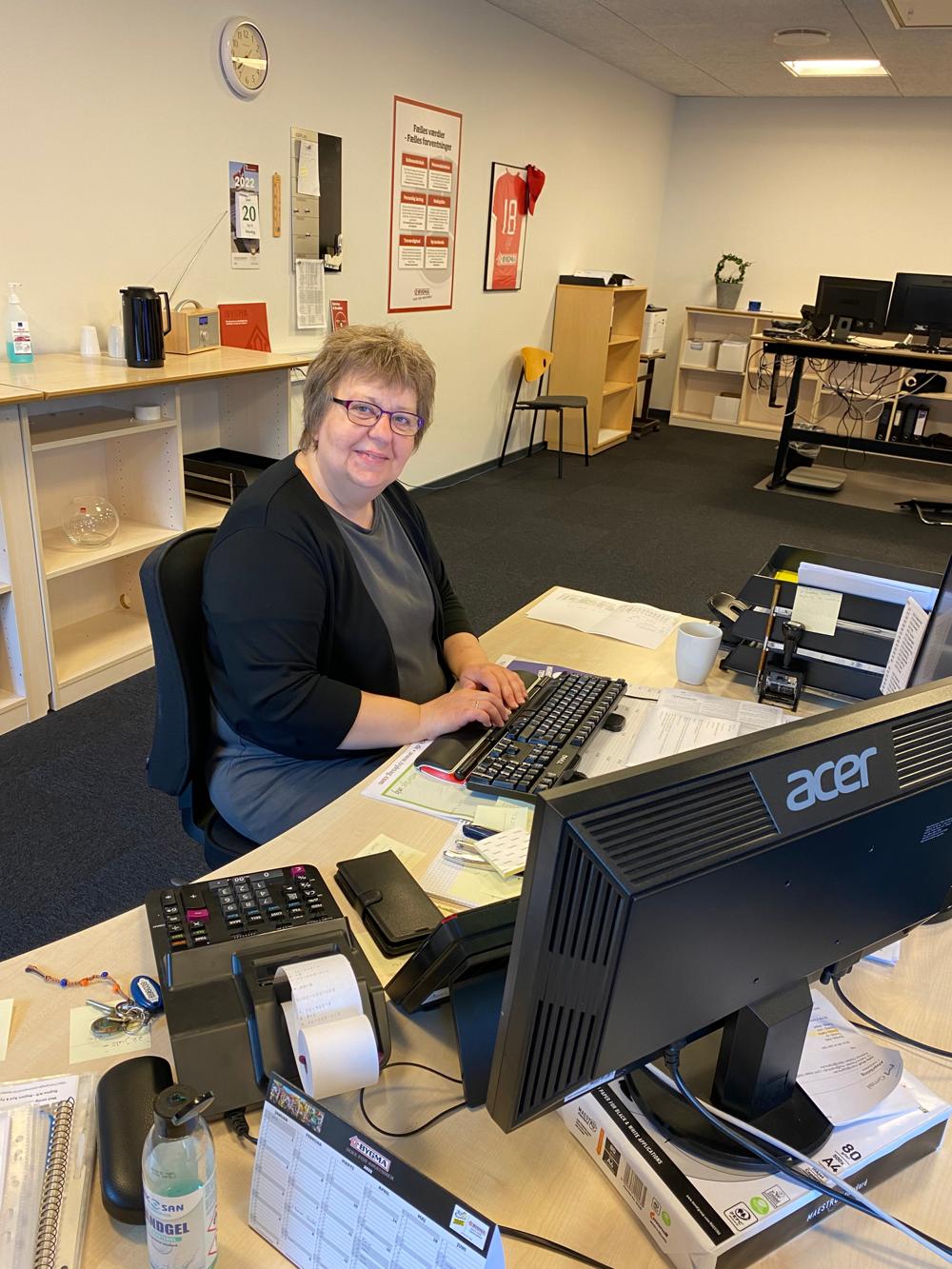 Kæthe Yvonne Paulsen, der er specialist i debitor-bogholderiet i Bygmas Region Syd & Fyn, runder den 1. august 25 år hos Bygma.