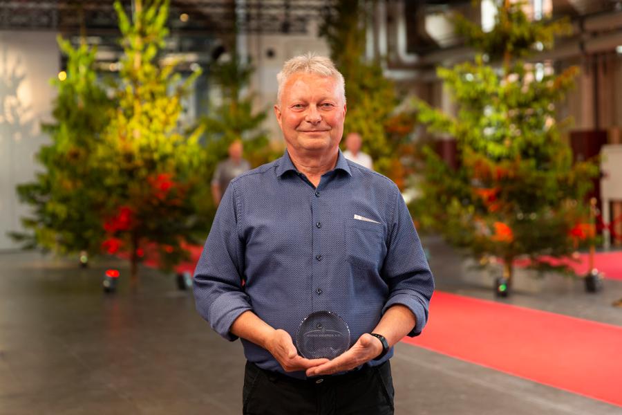 Også Jan Christiansen kan d. 1. august fejre 50 år hos Bygma. Også Jan Christiansen kan d. 1. august fejre 50 år hos Bygma.