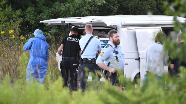 Undersøgelser af stedet, hvor den 27-årige blev fundet død. <i>Foto: Jan Pedersen</i>