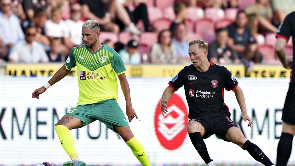 FC Midtjylland måtte trods store chancer stille sig tilfreds med 1-1 hjemme mod AEK Larnaca i Champions League-kvalifikationen. <i>Henning Bagger/Ritzau Scanpix</i>