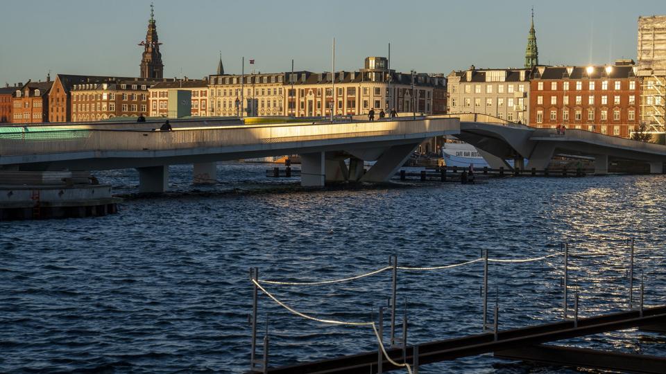 Rentehop i foråret har gjort det dyrt at låne til ejerlejligheder - især i de dyreste områder som eksempelvis i hovedstaden. (Arkivfoto). <i>Søren Bidstrup/Ritzau Scanpix</i>