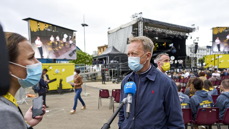 Alex Pedersen befandt sig for tre uger siden i København, hvor Tour-starten gik. Søndagens afslutning i Paris følger han fra tv-skærmen. <i>Claus Bonnerup/Ritzau Scanpix</i>