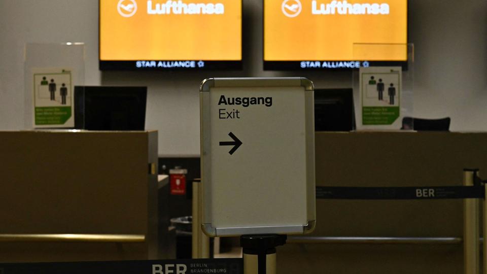 De 20.000 Lufthansa-ansatte, der ventes at strejke, forlanger en lønstigning på 9,5 procent. (Arkivfoto). <i>Tobias Schwarz/Ritzau Scanpix</i>