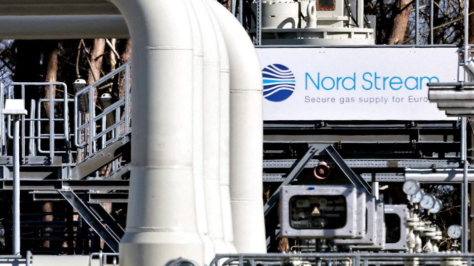 Nord Stream 1 består af to gasrørledninger, som løber under Østersøen og ender i Lubmin i det nordøstlige Tyskland. Herfra transporteres gassen videre til andre dele af Europa. (Arkivfoto). <i>Hannibal Hanschke/Reuters</i>