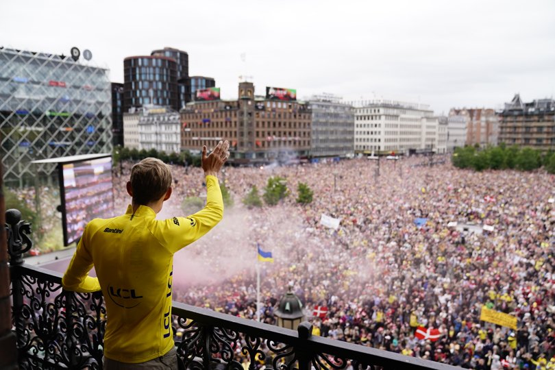Jonas Vingegaard blev fejret på Københavns Rådhus efter alle kunstens regler. <i>Foto: Mads Claus Rasmussen/Ritzau Scanpix</i>
