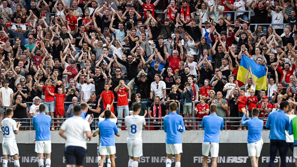 Dynamo Kiev trak sig sejrrigt ud af kampen mod Fenerbahce, der endte 2-1. Billedet er fra en venskabskamp, der blev spillet tidligere på året. (arkivfoto.) <i>Tom Goyvaerts/Ritzau Scanpix</i>