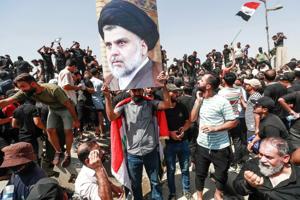 Demonstranter stormer Iraks parlament for anden gang på en uge