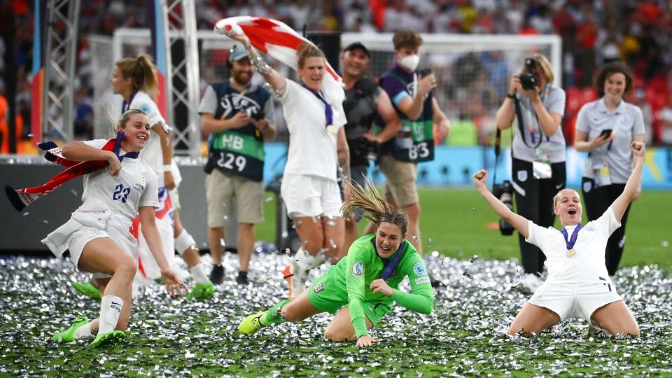 Finalen ved kvindernes europamesterskaber i fodbold blev søndag overværet af 87.192 tilskuere på Wembley Stadium i London. Det er ny rekord for en EM-kamp på tværs af køn. <i>Franck Fife/Ritzau Scanpix</i>