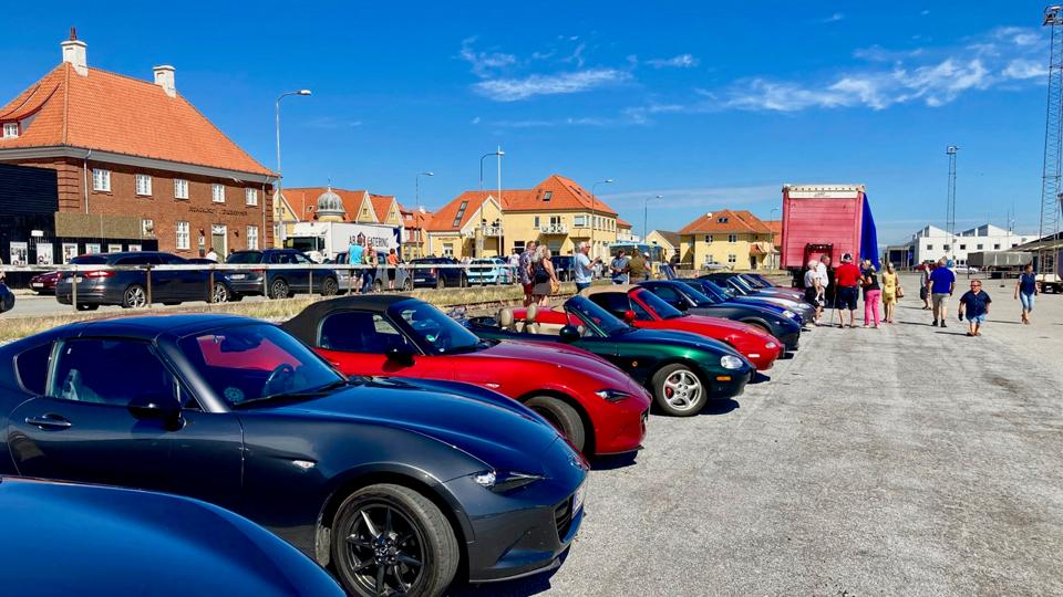 To MX-5 ejere på ferie i Skagen har de sidste seks år arrangeret en svingtur for MX-5 klubbens medlemmer, og denne tradition fortsætter i 2022. <i>Privatfoto</i>
