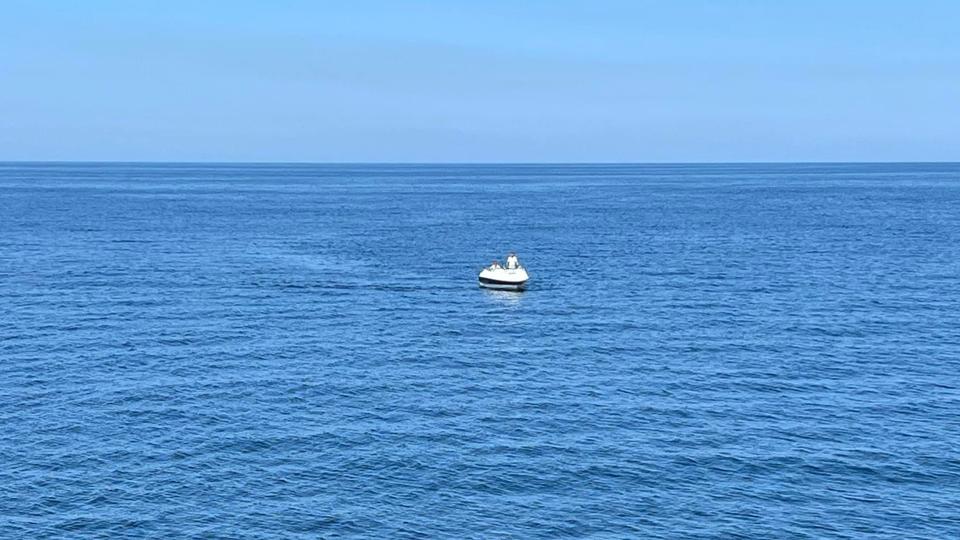 Den lille speedbåd med motorstop midt ude i Skagerrak. Den blev fundet af en trawler fra Skagen.  <i>Foto: S255 North Sea</i>