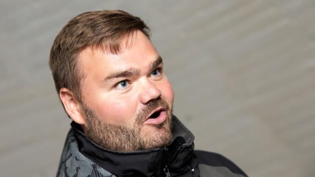 Historiker Thor Bæch Pedersen er født 42 år efter Anden Verdenskrigs afslutning. Han er fascineret af besættelsestiden. <i>Foto: Henrik Bo</i>