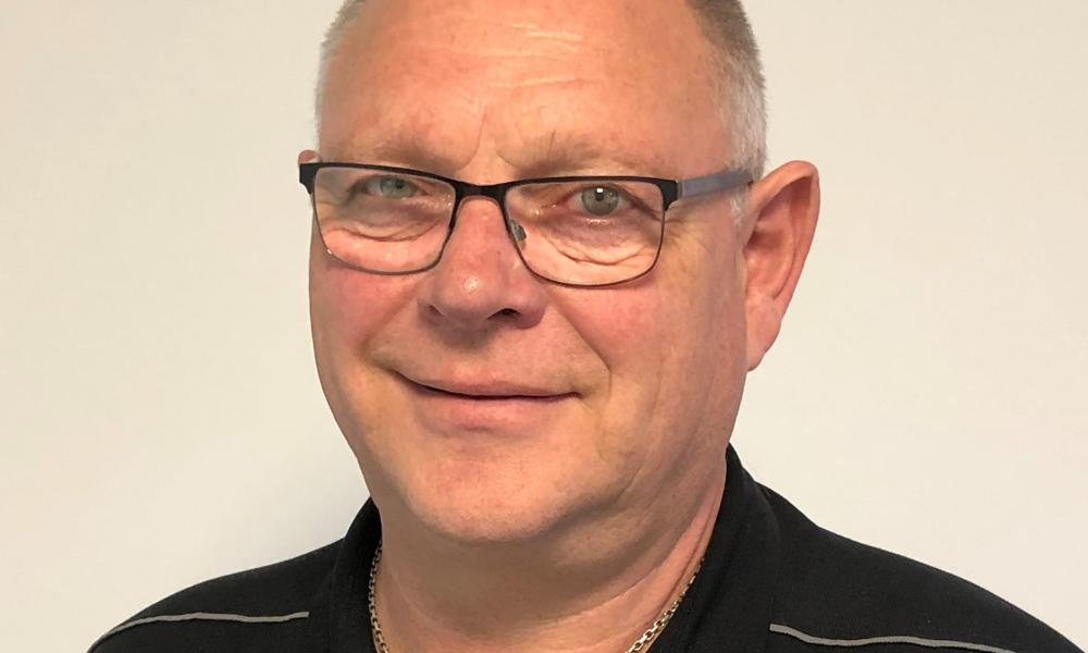 Henrik Larsen, au2parts Næstved. Henrik Larsen, au2parts Næstved.