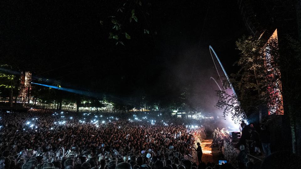 Sikkerhedschef Thomas Rydahl vurderer, at omkring 5000-6000 gæster i en kortere periode i nat var spærret inde på festivalpladsen, da flere indgange måtte lukkes. (Arkivfoto). <i>Helle Arensbak/Ritzau Scanpix</i>