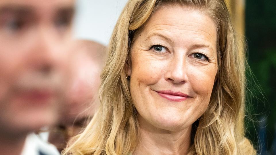 De Radikales politiske leder, Sofie Carsten Nielsen, har som regeringens støtteparti afvist, at Socialdemokratiet kan danne en ny etpartiregering, hvis det får muligheden efter næste folketingsvalg. Hun håber i stedet, at der kan dannes en bred regering over midten af dansk politik. Nu fremlægger De Radikale en 2030-plan for dansk økonomi, som skal forsøge både at lægge pres på mulige statsministerpartier i både rød og blå blok. (Arkivfoto). <i>Emil Helms/Ritzau Scanpix</i>