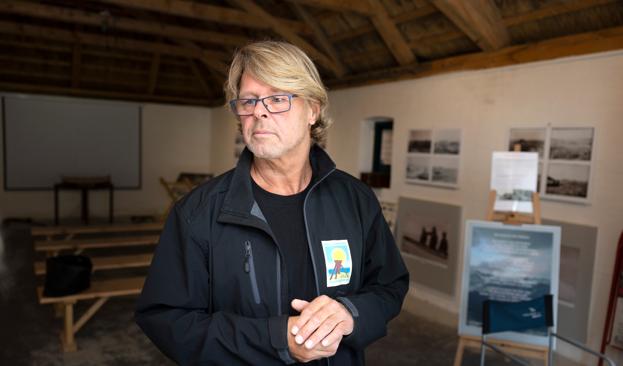 Redningsstationen danner ramme om udstillinger om lokalområdet. Selv om Frederik Eshuis er fra Holland, har han formået at dykke ned i lokalhistorien.