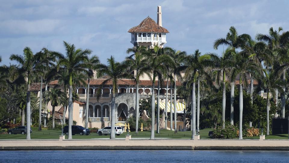Tidligere præsident Donald Trumps hjem, Mar-a-Lago, i Florida, som mandag blev ransaget af FBI. <i>Mpi04/Mediapunch/Ritzau Scanpix</i>