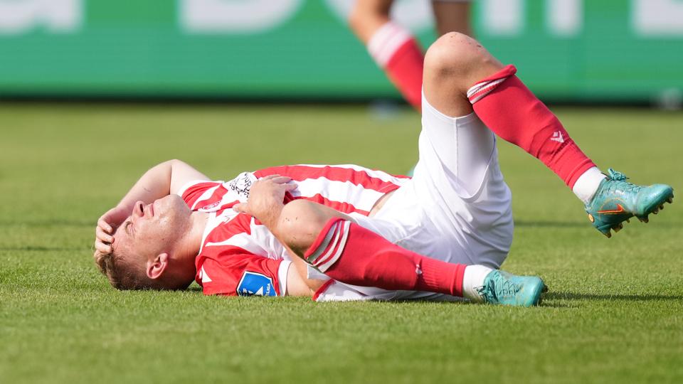 Andreas Poulsen slap trods billedet helskindet fra sin startdebut hos AaB. <i>Foto: Henning Bagger/Ritzau Scanpix</i>
