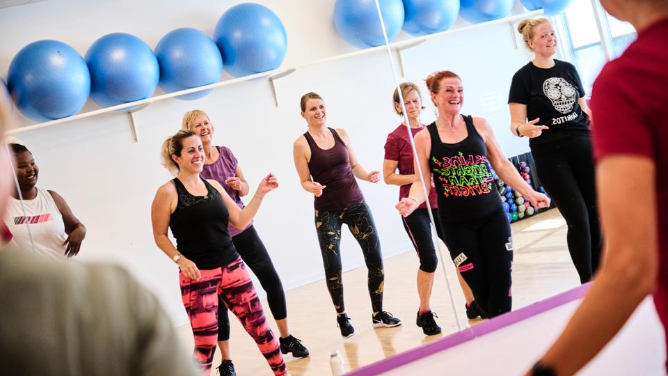 Der var gang i holdtræningen til 10-års jubilæumsfejring på Fyrkildevej. <i>Foto: Nicolas Cho Meier</i>